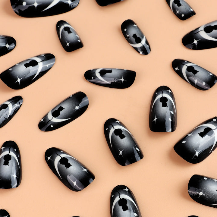 Artistic Press-On Nail Extensions with Unique Design Stornfield