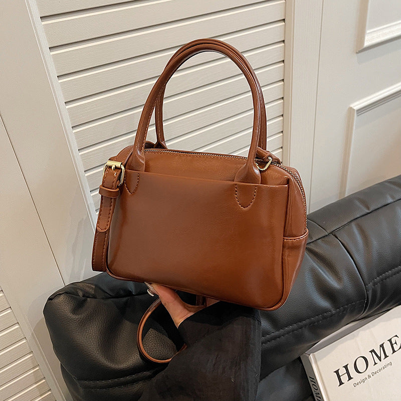 Luxurious Structured Leather Handbag Stornfield