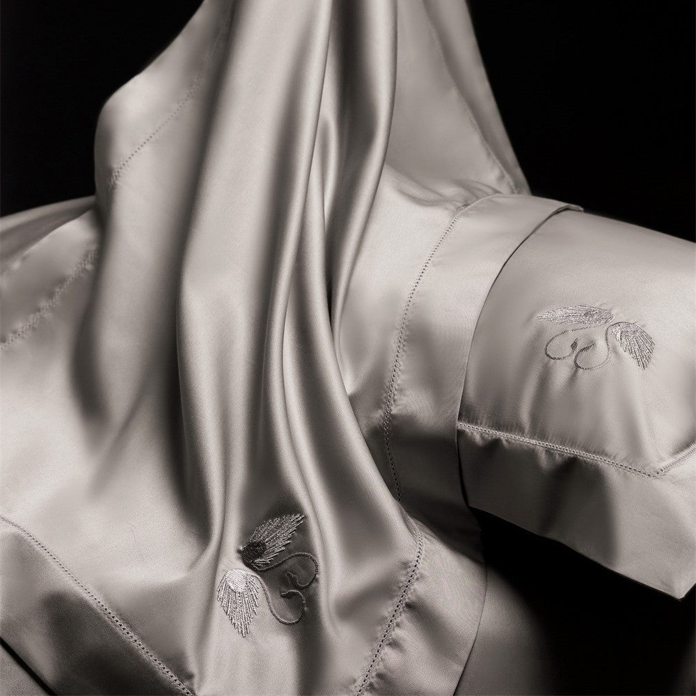Satin bedding set