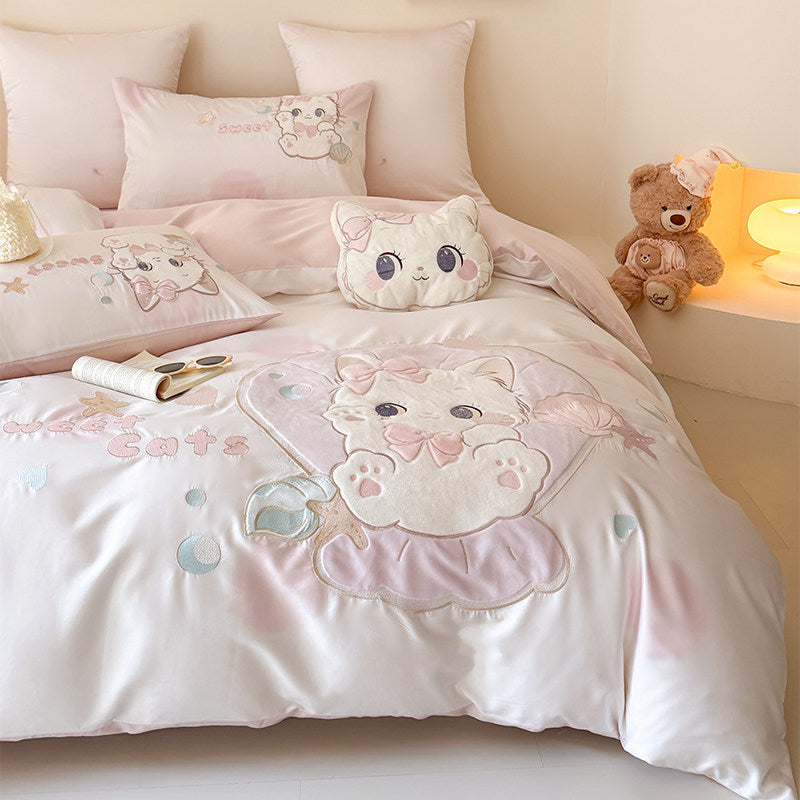 Embroidered Cotton Sateen Duvet Cover Set with Plush Appliqué Cat and Decorative Pillow Shams