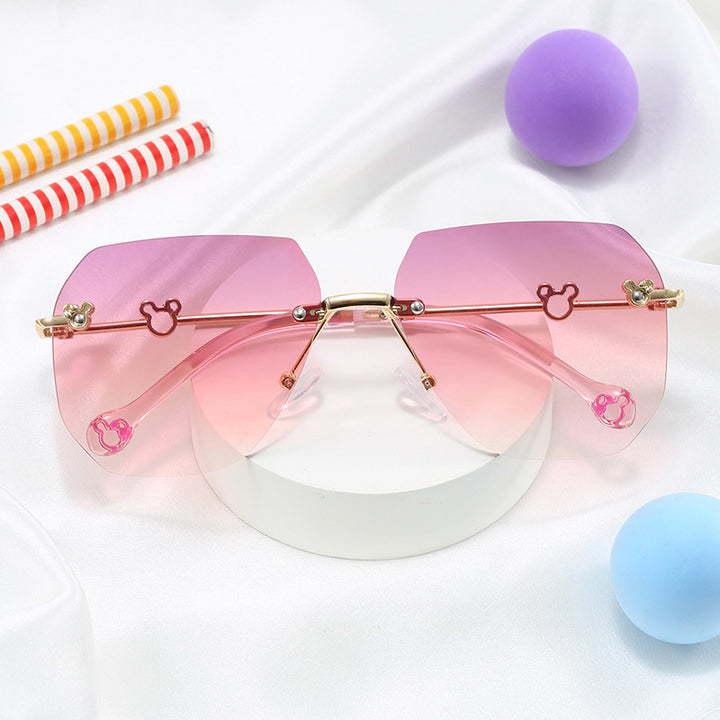 Ladies stylish oversized sunglasses with faceted frame Stornfield