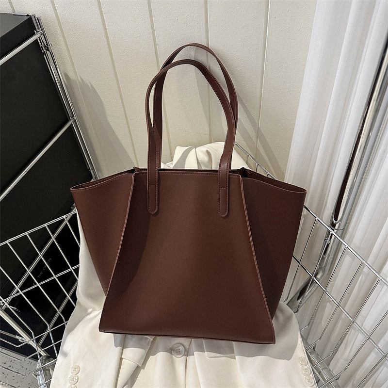 Minimalist Structured Tote