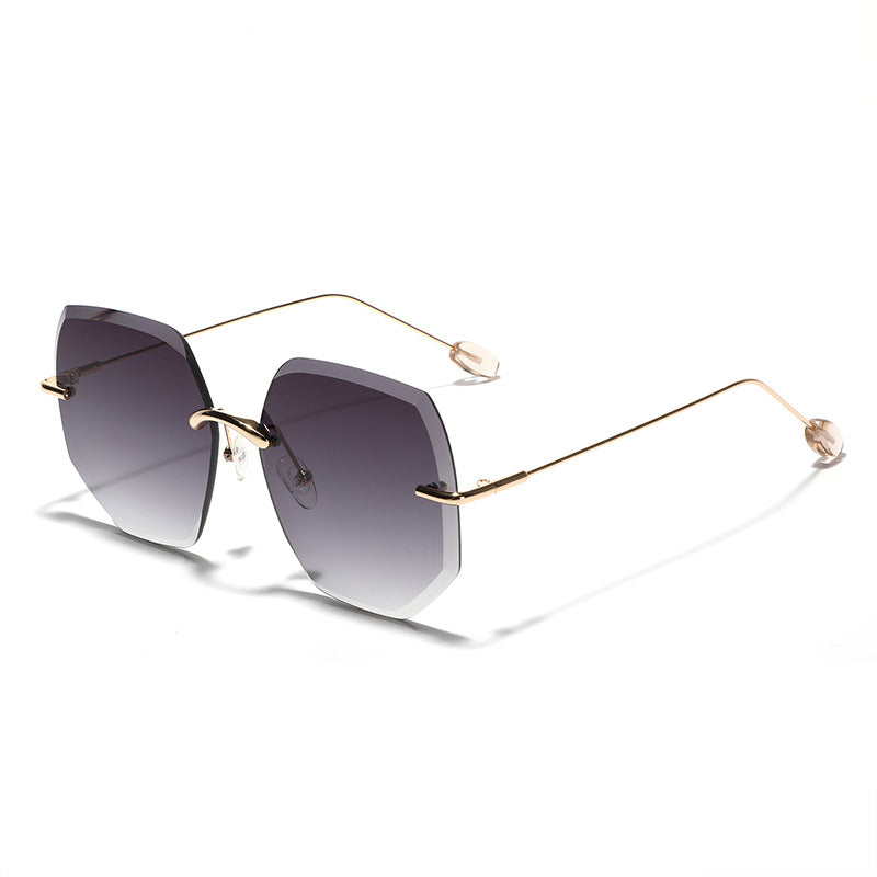 Women’s geometric sunglasses with high-quality gold frame Stornfield