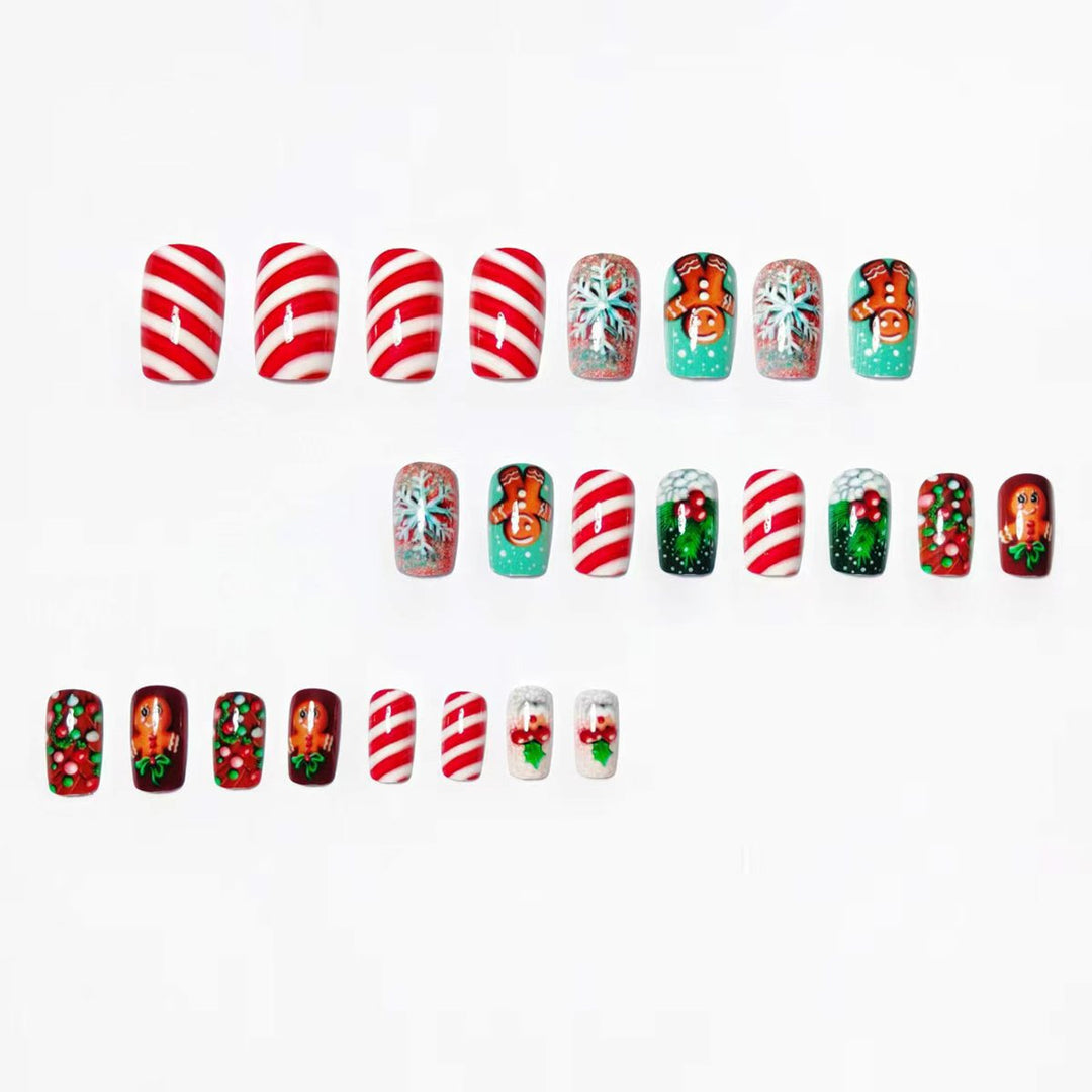 Artificial nails in gingerbread house design Stornfield