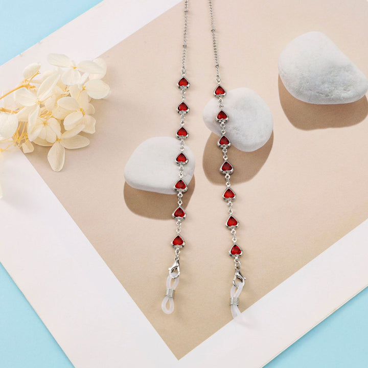 Heart-Shaped Eyewear Chain Stornfield