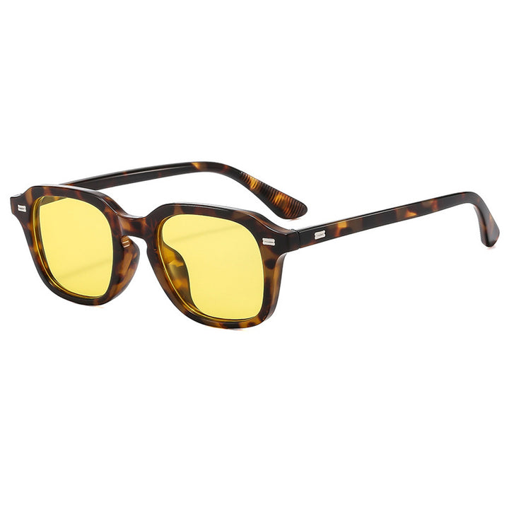 Women's fashionable square sunglasses with robust design Stornfield