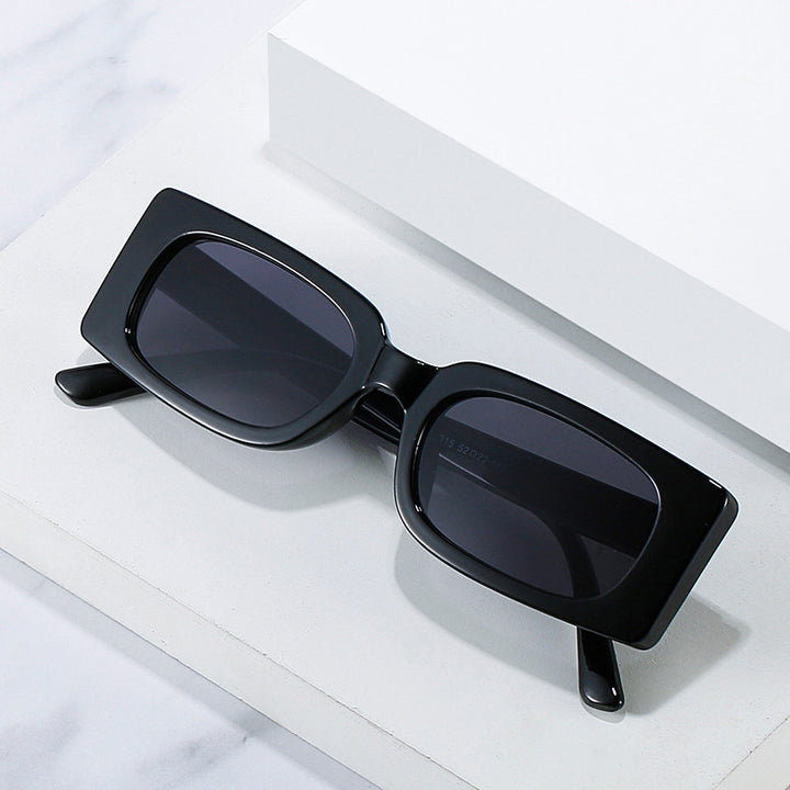 Women's sunglasses in modern retro style Stornfield