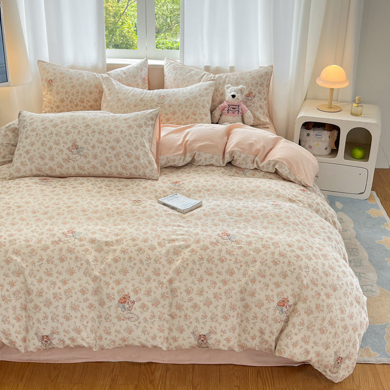 Floral Pattern Comforter Set