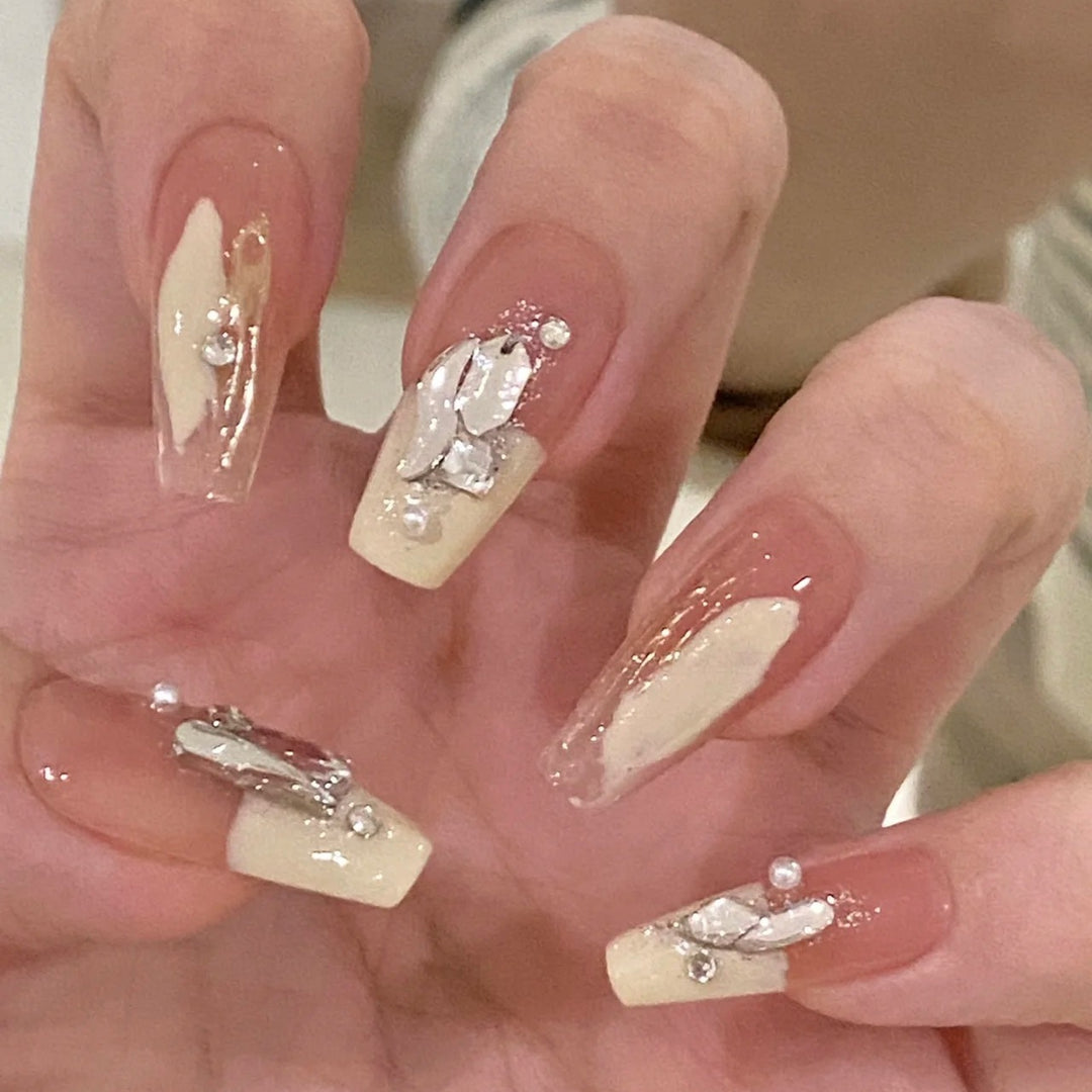 Artificial nails with heart design Stornfield