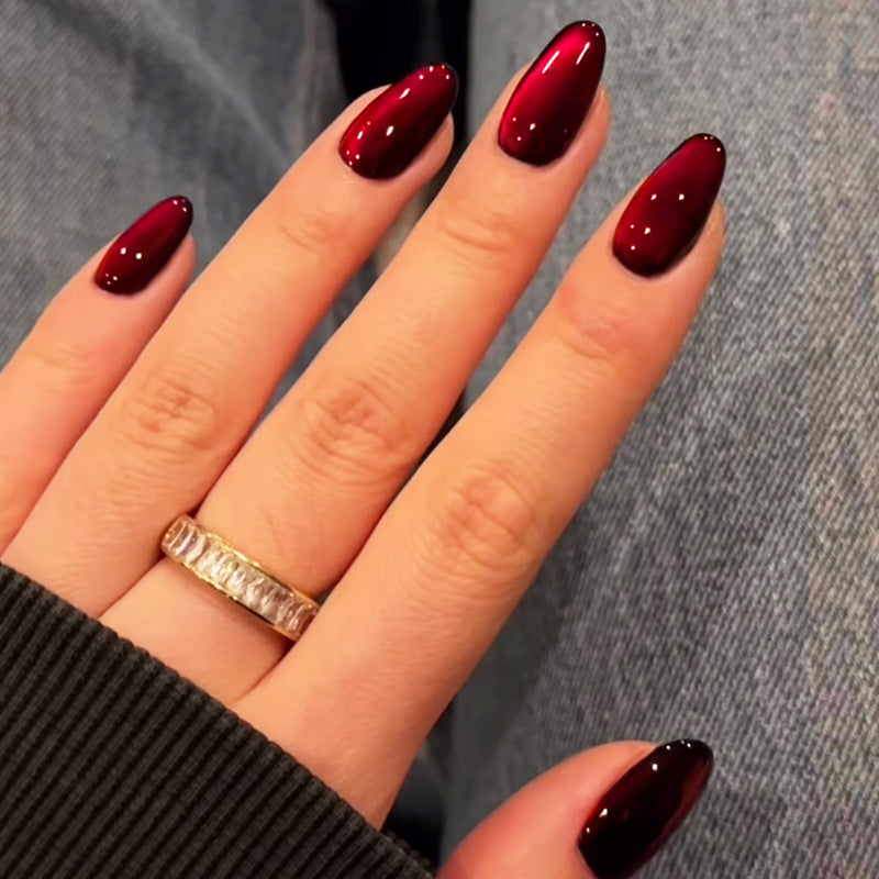 Elegant Almond-Shaped Press-On Nails with Glossy Finish Stornfield