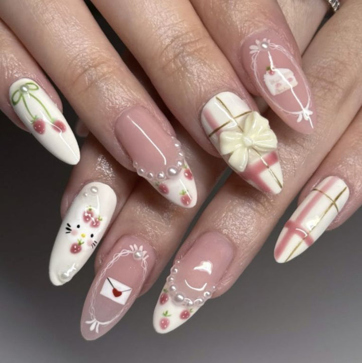 Artistic Decorative Press-On Nail Set Stornfield