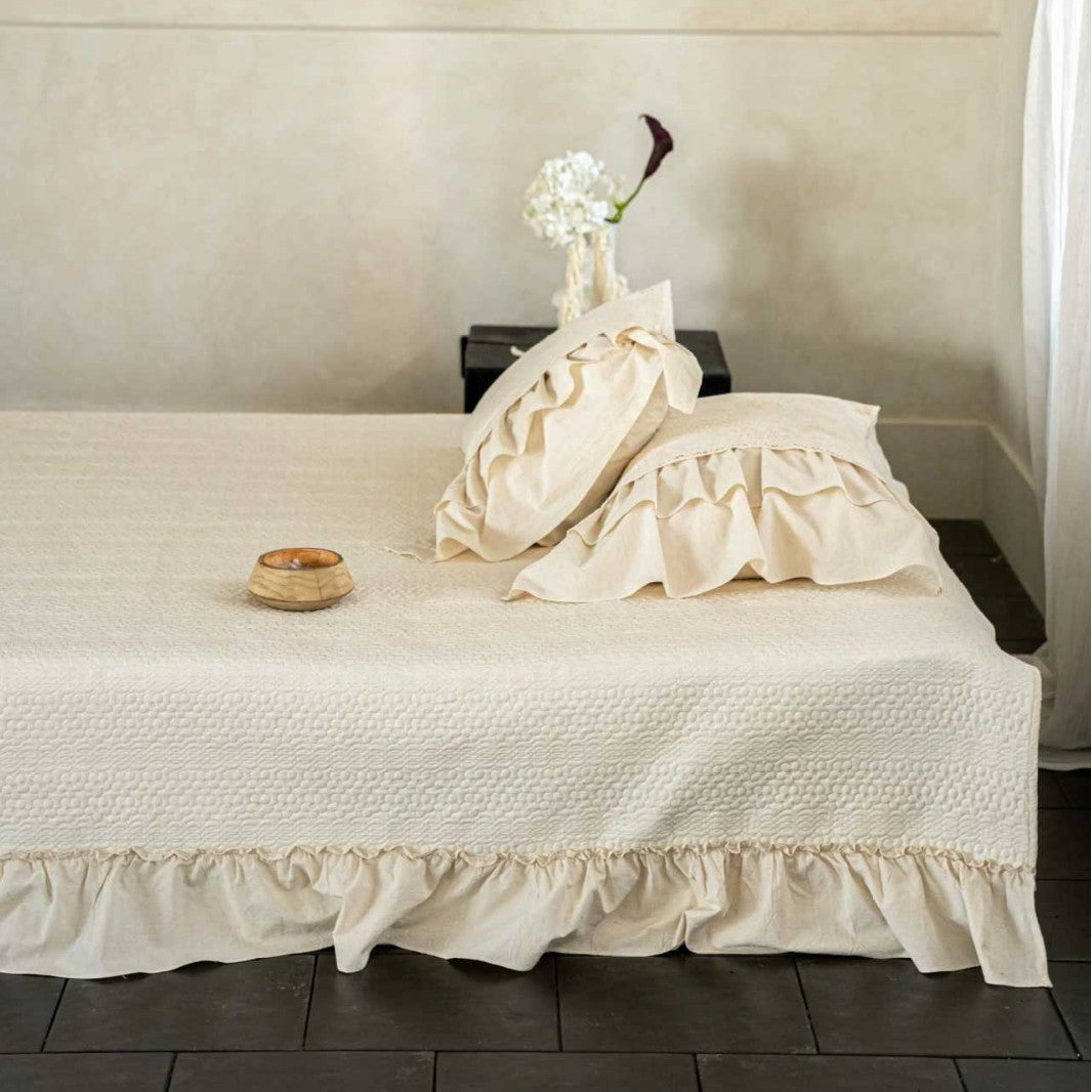 Embroidered Cotton-Linen Ruffled Duvet Cover Set