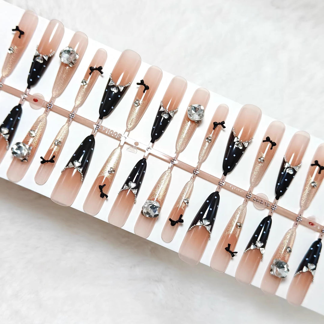 Glamorous Fingernails Stornfield