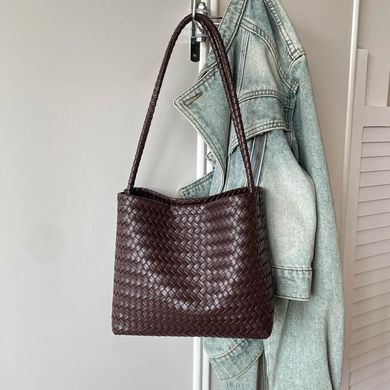 Handcrafted ven Leather Tote Stornfield