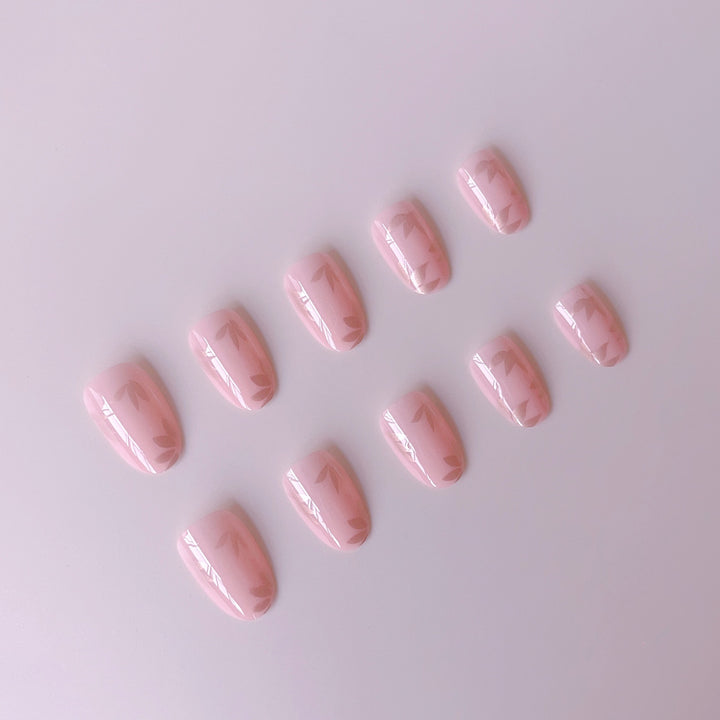 Artificial nail set with elegant leaf design Stornfield