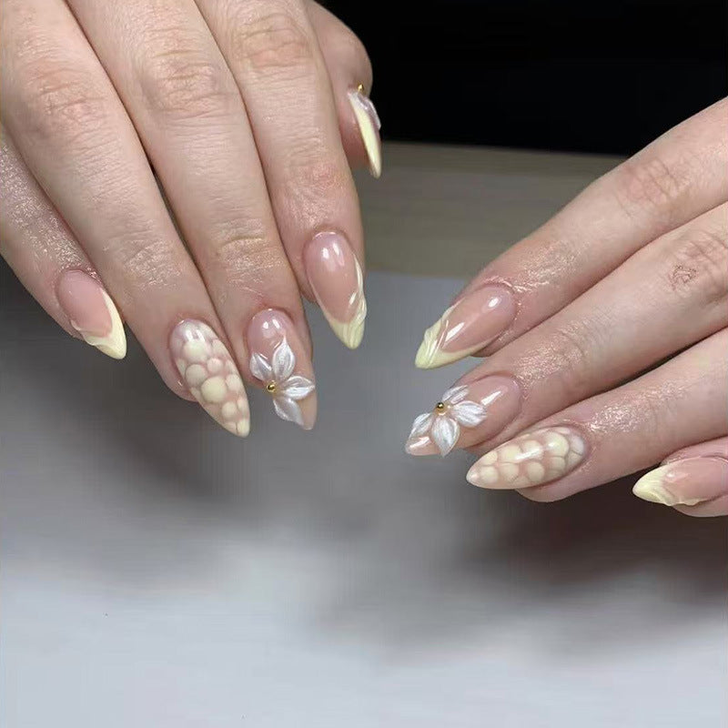 Artistic Flower-Inspired Nail Extensions Stornfield