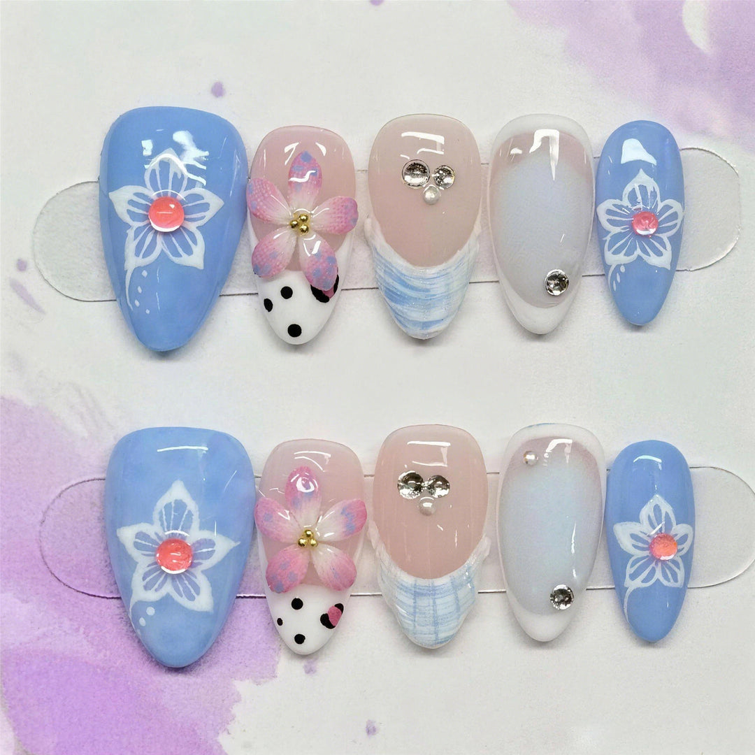 Artistic Floral-Pattern Press-On Nail Set