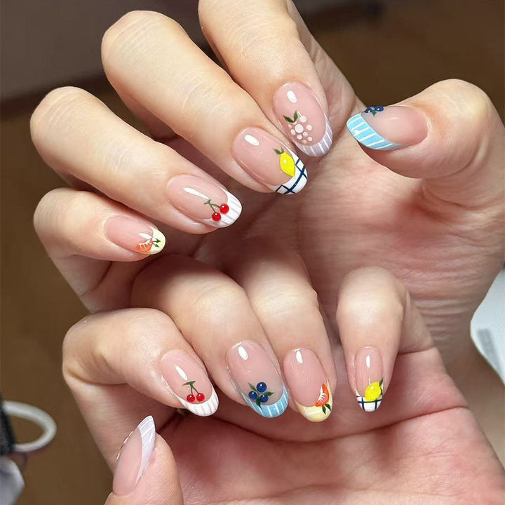Artificial nails with exclusive spring design Stornfield