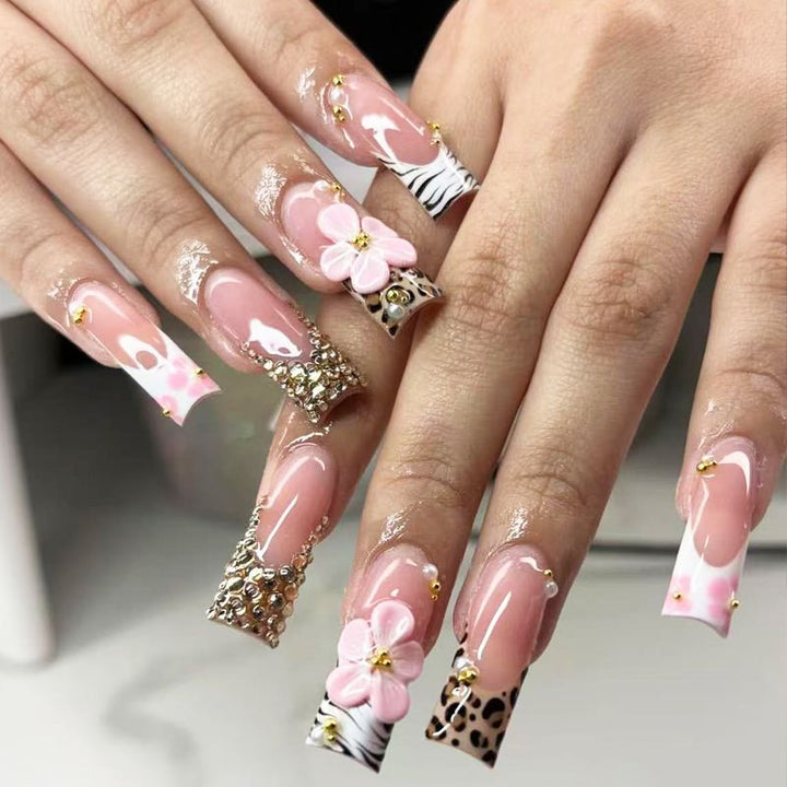 Artisan Decorative Nail Tips Stornfield