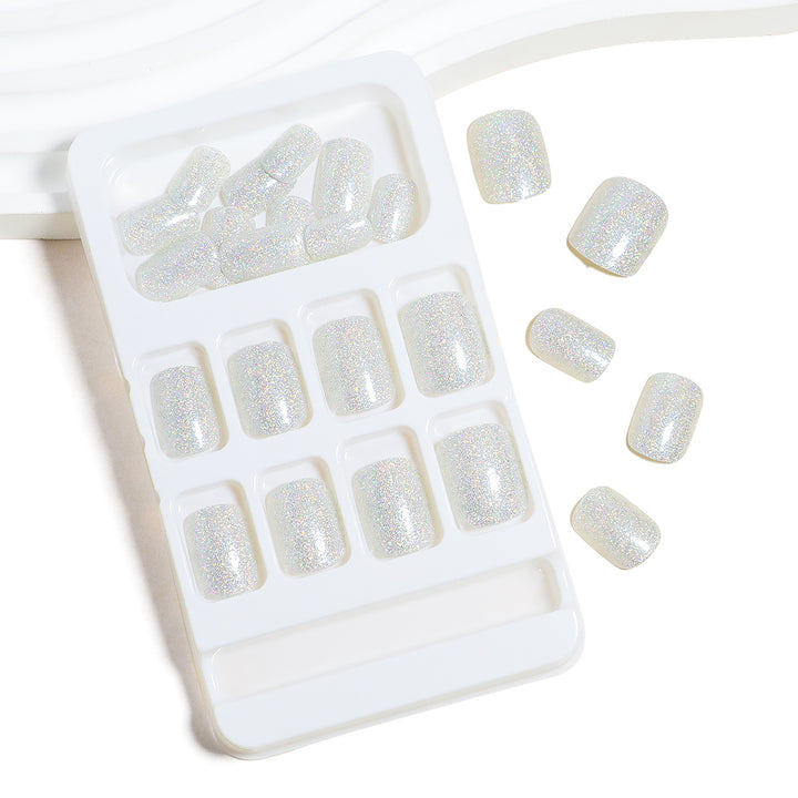 Glittering Press-On Nail Tips Stornfield