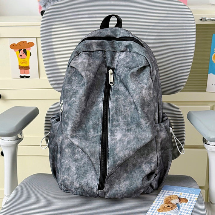 Versatile Casual Backpack with Keychain Stornfield