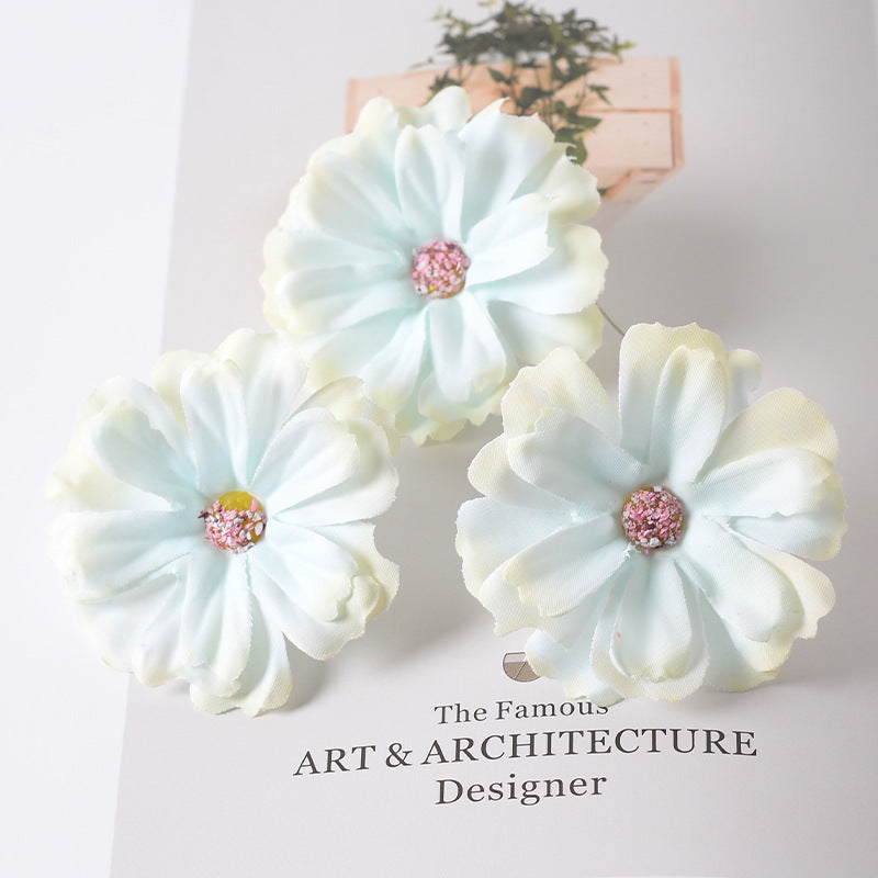 Elegant Fabric Flower Hair Clip