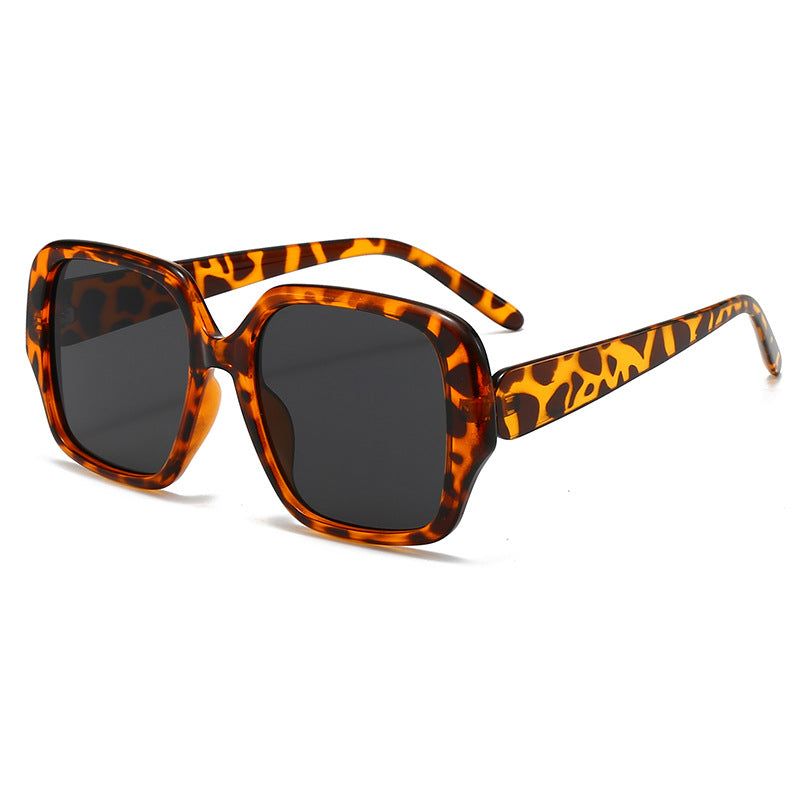 Women’s fashionable square sunglasses with wide frame Stornfield