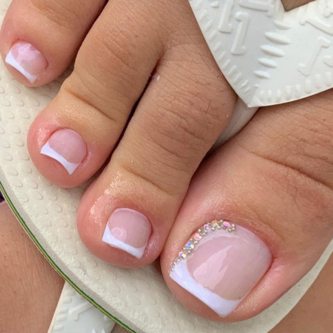 Nail Art Set with Glitter Accents Stornfield