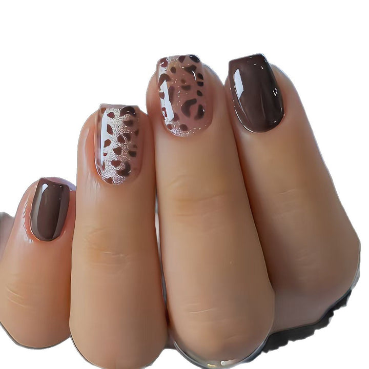 Artificial artificial nails with modern leopard design Stornfield