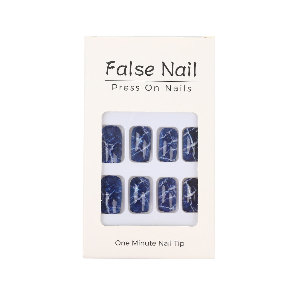 Artificial nails in elegant marble design Stornfield