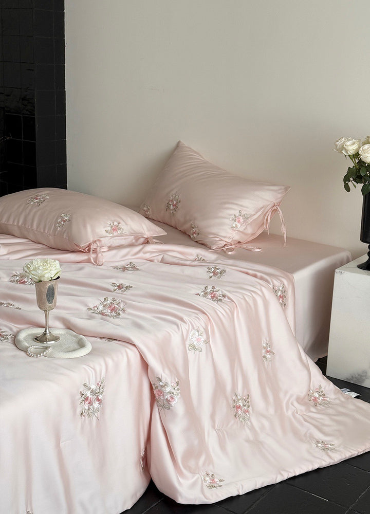 Luxurious satin bedding set with delicate rose embroidery Stornfield