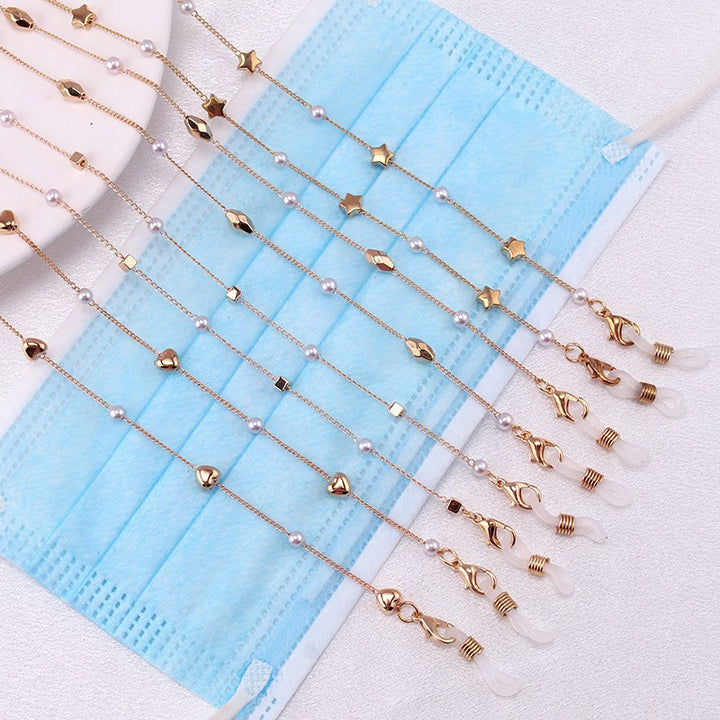 Heart Pendant Eyewear Chain Stornfield