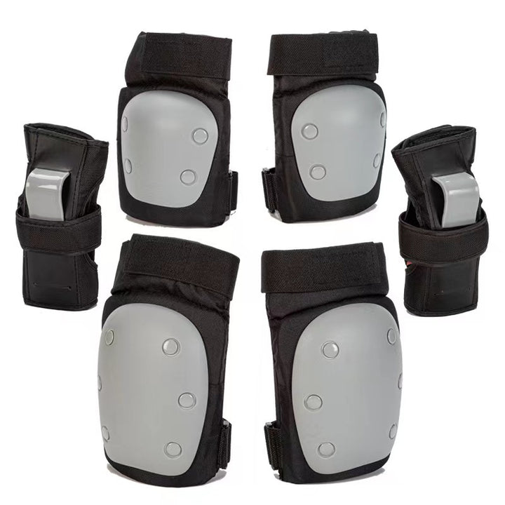 Protective Gear Set Stornfield