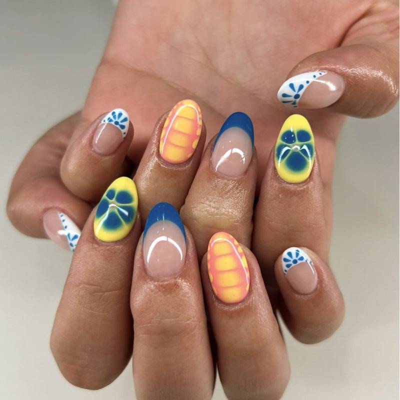 Artificial nail art with colorful summer design Stornfield