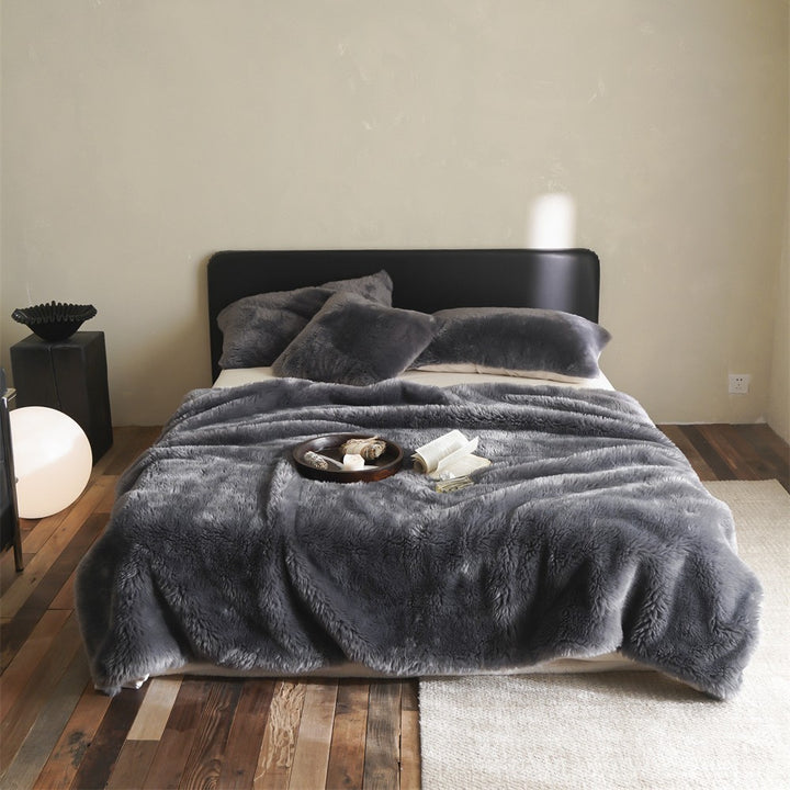Large luxurious faux fur throw
