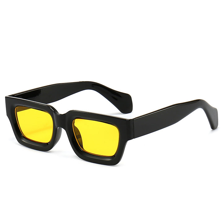 Women's trendy sunglasses with sturdy and transparent frame Stornfield