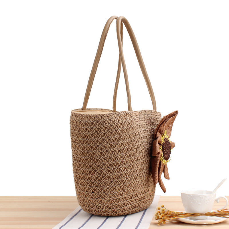 Basket bag with floral appliqué Stornfield