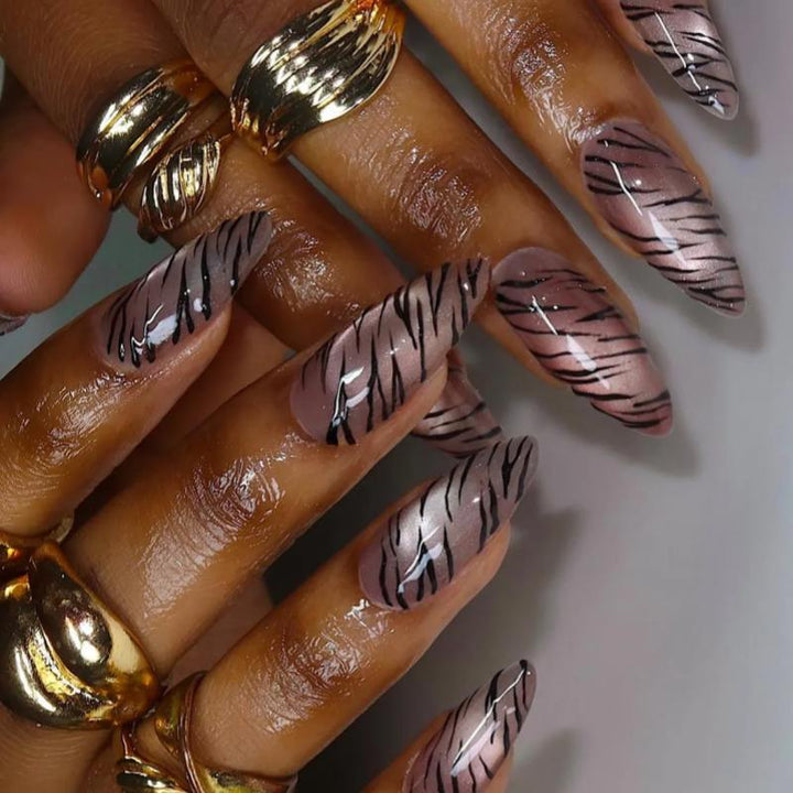 Artistic Press-On Nail Set with Tiger Stripe Design Stornfield