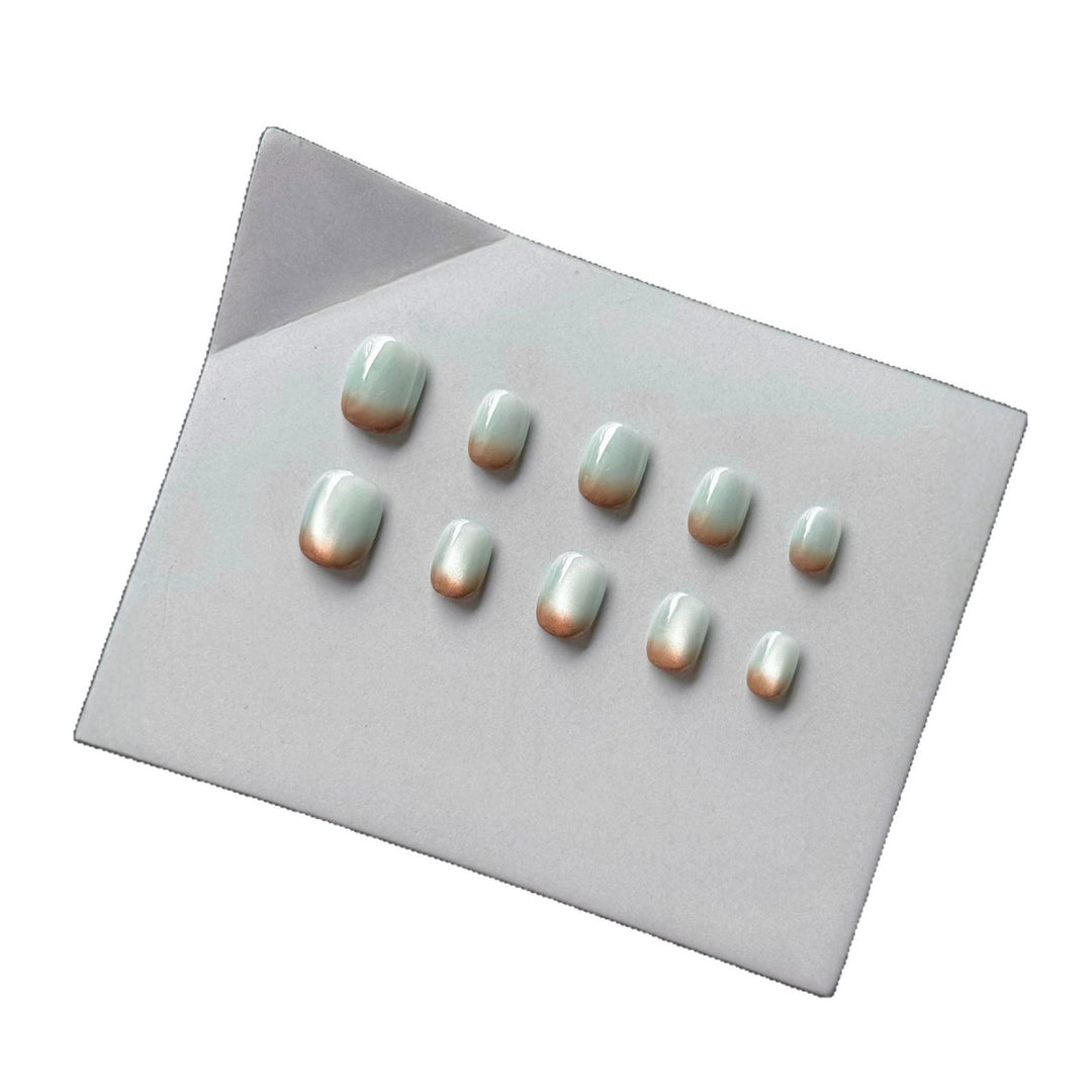 Stylish Press-On Nail Set with Gradient Finish