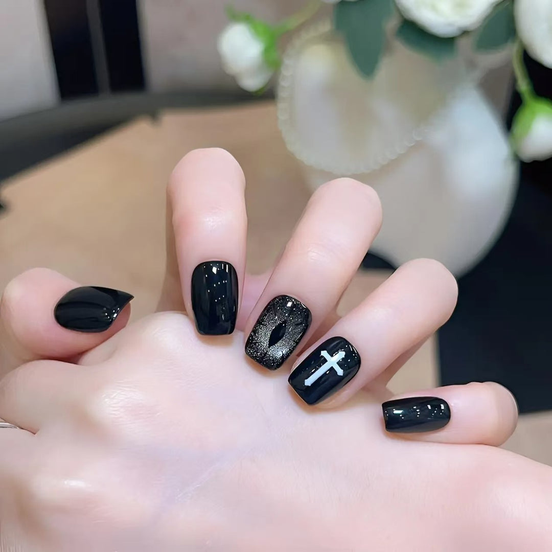 Trendy Press-On Nail Set