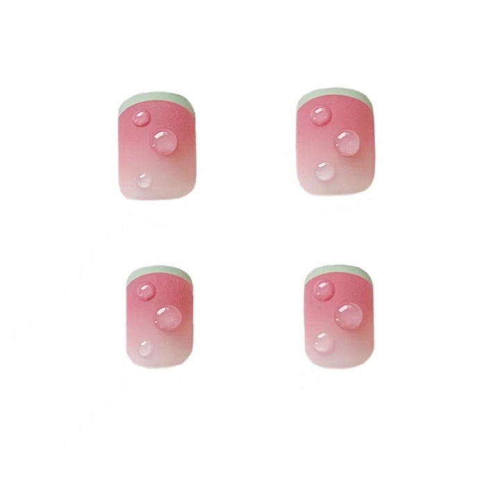 Artistic and elegant nail designs Stornfield