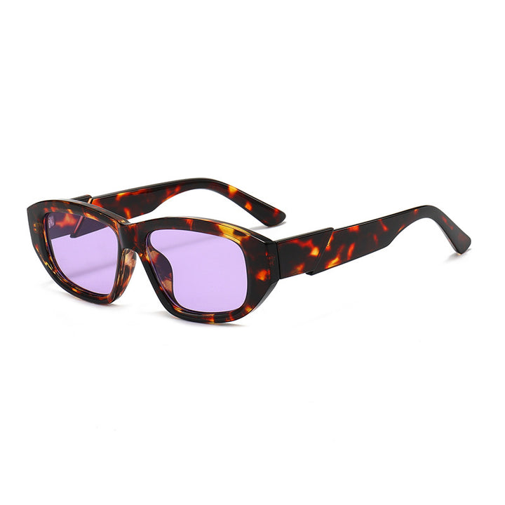Retro-Inspired Angular Sunglasses Stornfield