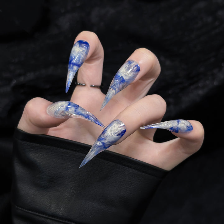 Stylish Acrylic Nail Art