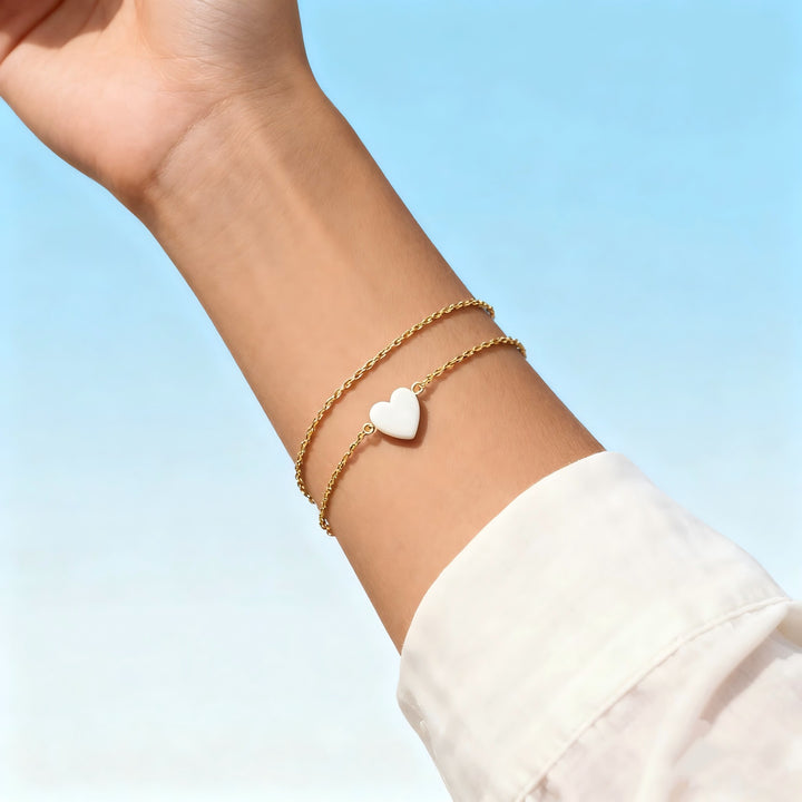 Elegant Heart Charm Bracelet Stornfield