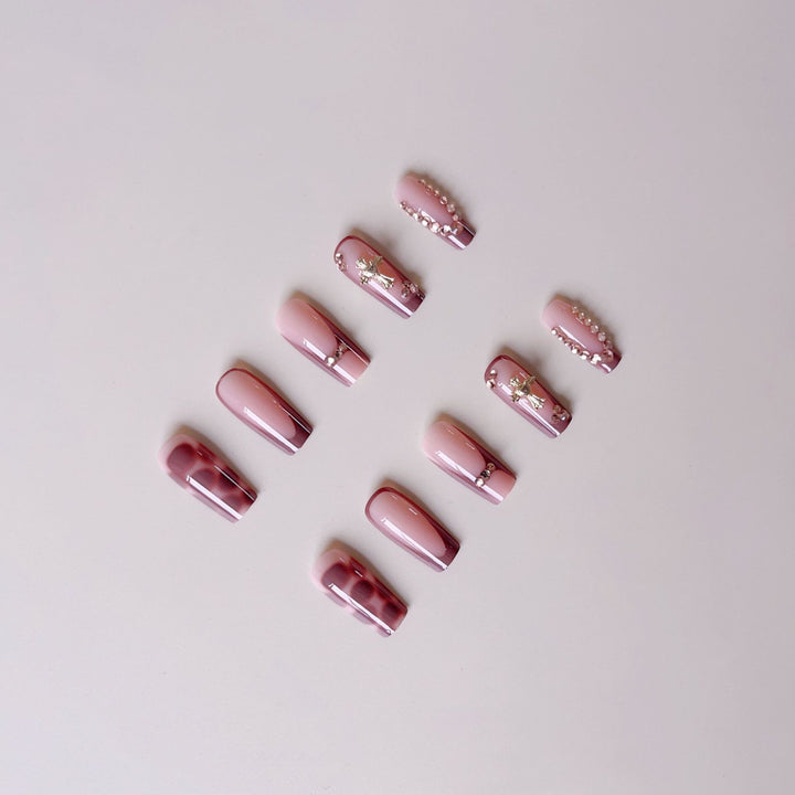 Nail art set with modern leopard patterns and sparkling accents Stornfield