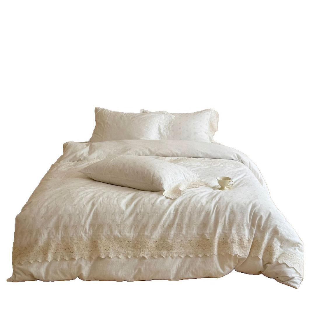 Vintage-Inspired Embroidered Eyelet Cotton Duvet Cover Set with Scalloped Lace Trim & Envelope Pillow Shams