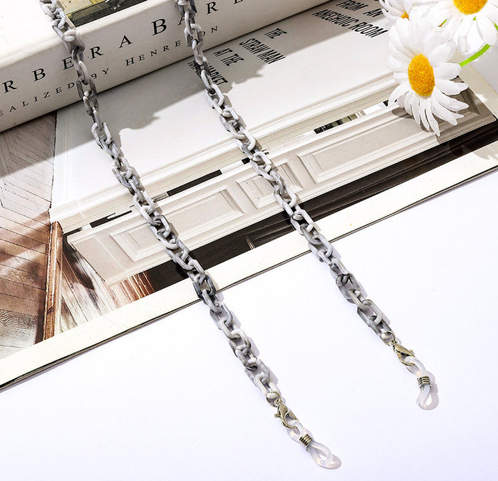 Fashionable necklace with clip clasp Stornfield