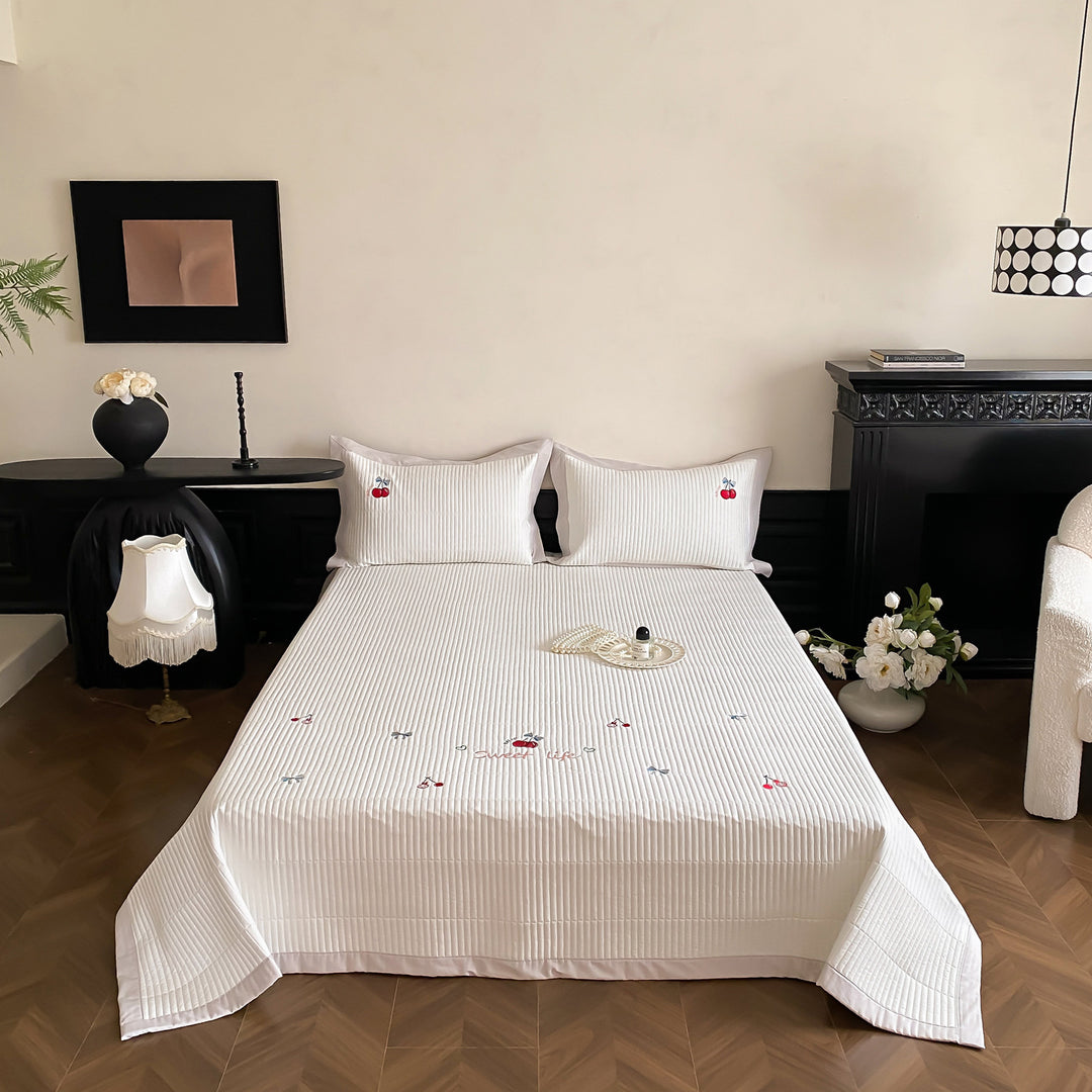 Quilted Lightweight Bedspread Set with Subtle Channel Stitching & Embroidered Mini Motifs