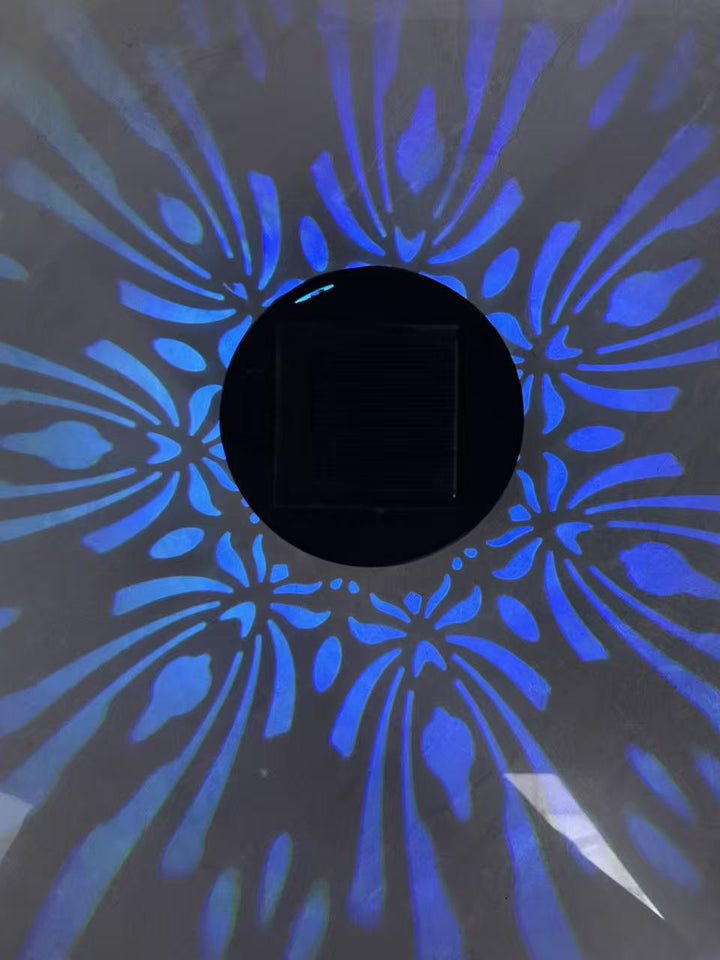 Solar Projection Garden Light With Decorative Floral Pattern And Dusk-To-Dawn Sensor Stornfield