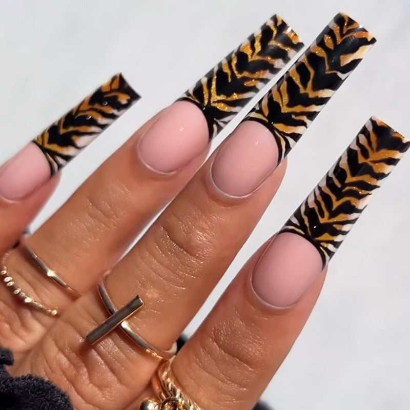 Creative nail art set with stylish animal pattern Stornfield